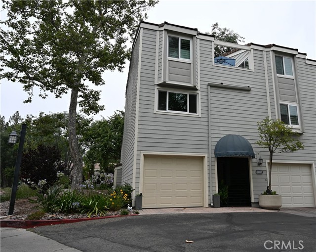 1222 S Westlake Boulevard, Westlake Village CA: https://media.crmls.org/medias/376349d9-80f4-4b34-bdac-a3c81eaf8640.jpg