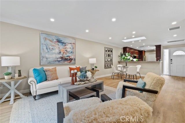 Detail Gallery Image 10 of 48 For 77 Seton Rd, Irvine,  CA 92612 - 3 Beds | 2 Baths