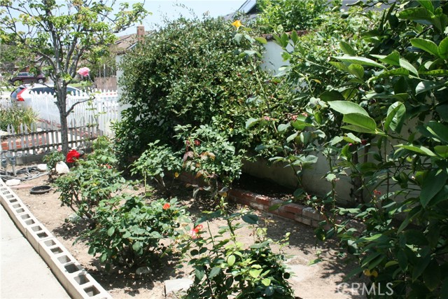 956 E Bastanchury Road, Placentia CA: https://media.crmls.org/medias/3763f7ec-4302-43e5-9787-92dbd5a84971.jpg