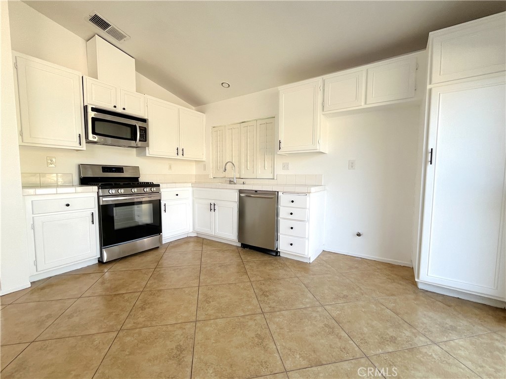 MLS #IG25263061 image #7