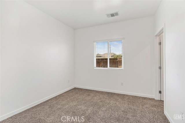 Detail Gallery Image 16 of 26 For 8005 Bandelier Dr, Bakersfield,  CA 93313 - 3 Beds | 2 Baths