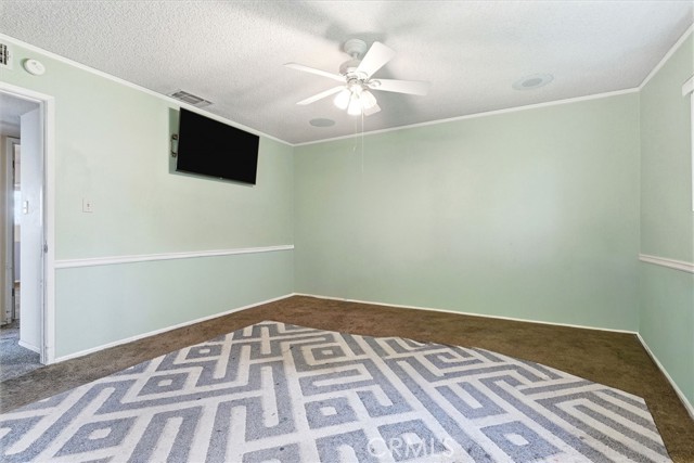 Detail Gallery Image 11 of 42 For 2404 Prestwick Ct, Bakersfield,  CA 93309 - 3 Beds | 2 Baths