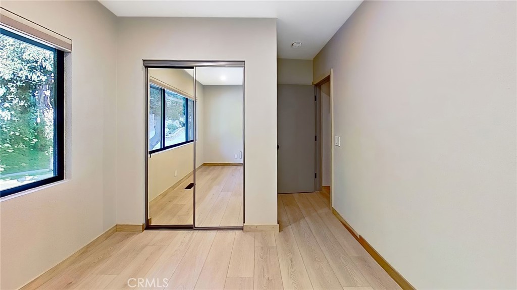https://media.crmls.org/medias/3764ac60-6823-4e0d-bb9b-f9b14eef4591.jpg?preset=X-Large