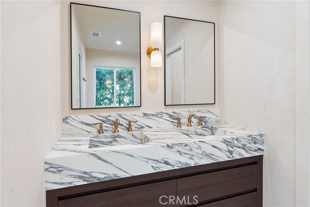 3924 Dublin Avenue, Los Angeles CA: https://media.crmls.org/medias/3764cb51-93af-4c74-b498-2b0e1b1f61d1.jpg