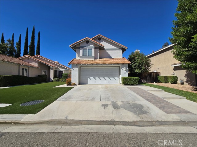 Detail Gallery Image 1 of 28 For 6731 Dove Ln, Riverside,  CA 92506 - 3 Beds | 2/1 Baths