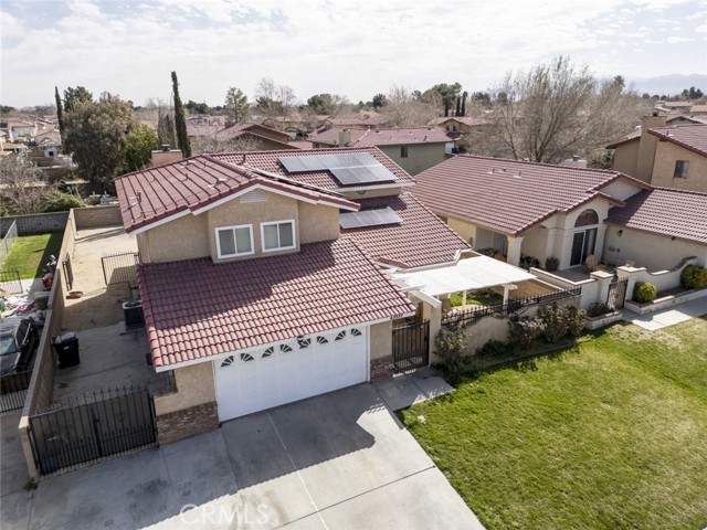 43932 Rembrandt Street, Lancaster CA: https://media.crmls.org/medias/3765b258-1f80-4ce8-a7cc-82ff6320893d.jpg