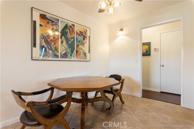 Detail Gallery Image 12 of 40 For 17444 Meadow View Dr, Hidden Valley Lake,  CA 95467 - 3 Beds | 2 Baths