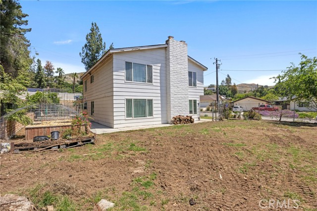 23994 Prado Lane, Colton CA: https://media.crmls.org/medias/3766198b-ef25-493d-b97a-adb09c2a352e.jpg