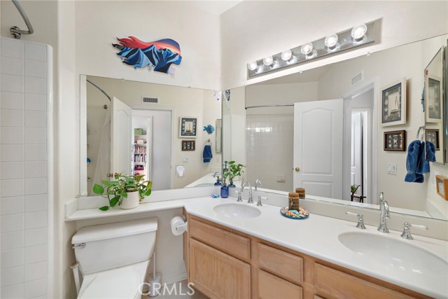 Detail Gallery Image 8 of 11 For 2 Chickadee Ln, Aliso Viejo,  CA 92656 - 4 Beds | 2/1 Baths