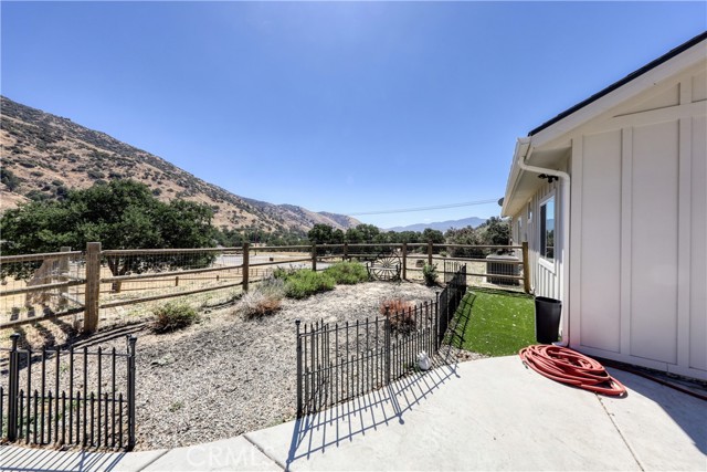 Detail Gallery Image 54 of 66 For 25904 Bear Valley, Tehachapi,  CA 93561 - 3 Beds | 2/1 Baths