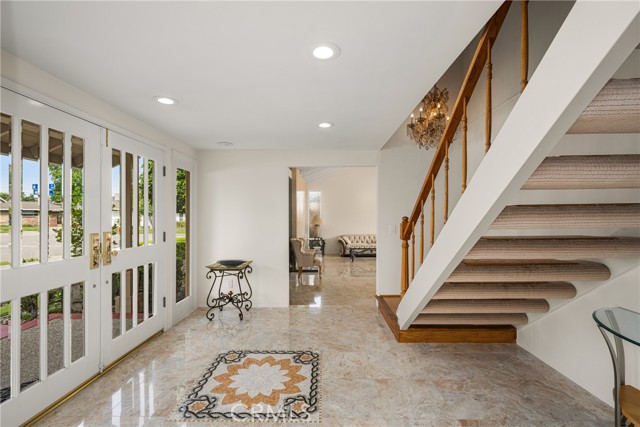 Detail Gallery Image 7 of 75 For 3030 E Elgin, Orange,  CA 92869 - 4 Beds | 2/1 Baths