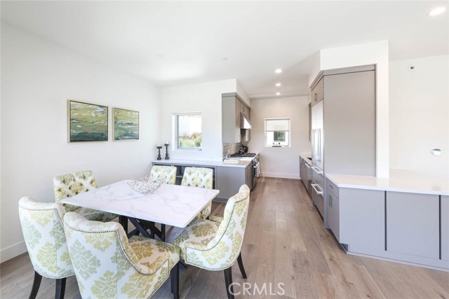 Detail Gallery Image 13 of 25 For 3918 E Coast Highway, Corona Del Mar,  CA 92625 - 3 Beds | 2/1 Baths