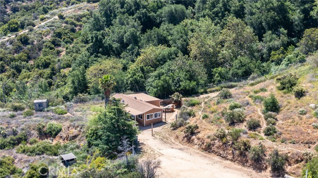 35050 Margo Road, Lake Elsinore CA: https://media.crmls.org/medias/3768331a-f956-43af-a97d-6f8e6e87ab68.jpg