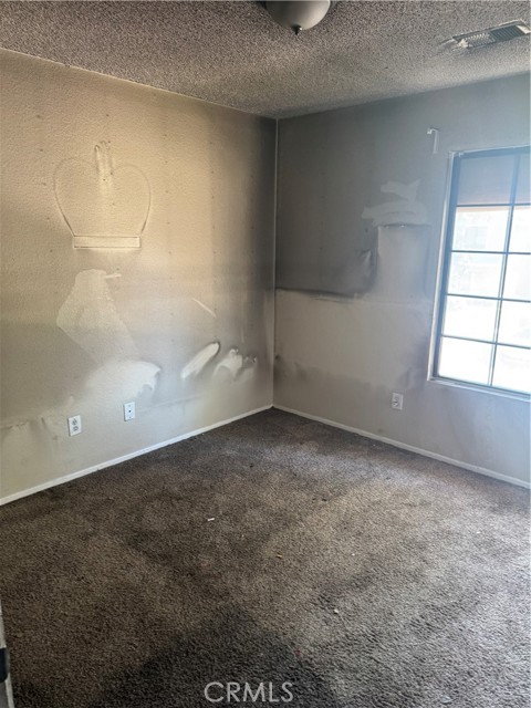 Detail Gallery Image 30 of 31 For 647 E Jenner St, Lancaster,  CA 93535 - 3 Beds | 2/1 Baths