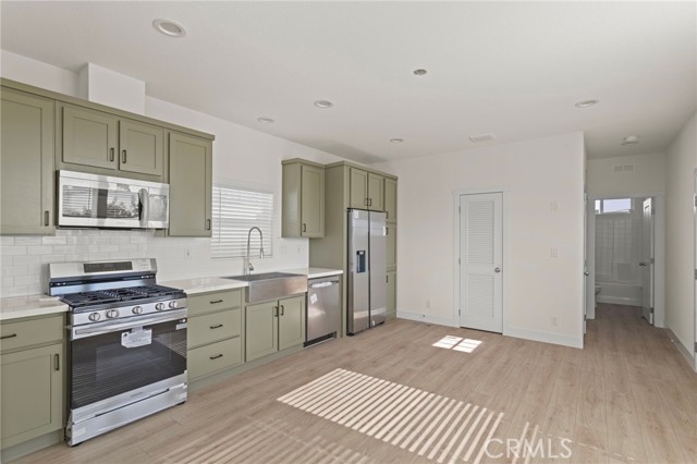 Detail Gallery Image 5 of 30 For 6154 Mission Bld #03,  Jurupa Valley,  CA 92509 - 2 Beds | 2 Baths