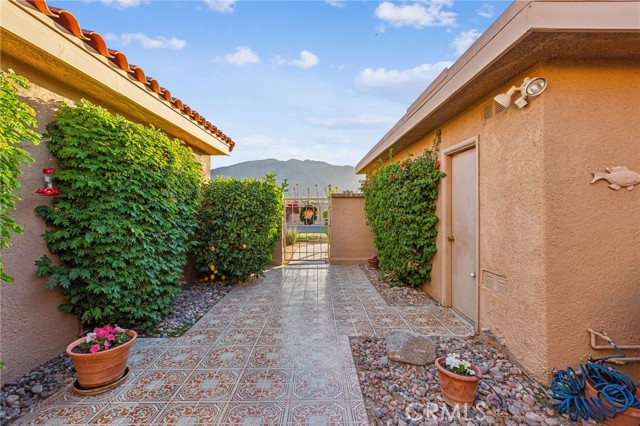 Detail Gallery Image 10 of 41 For 39 Majorca Dr, Rancho Mirage,  CA 92270 - 3 Beds | 2 Baths