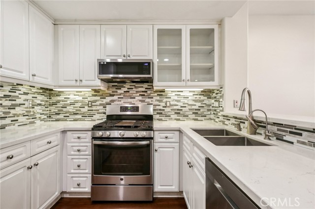 Detail Gallery Image 12 of 29 For 78 Dovetail, Irvine,  CA 92603 - 2 Beds | 2/1 Baths