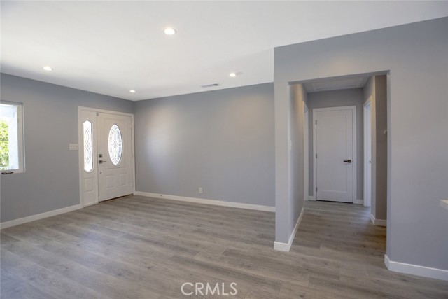 Detail Gallery Image 14 of 30 For 17710 Martha St, Encino,  CA 91316 - 3 Beds | 2 Baths