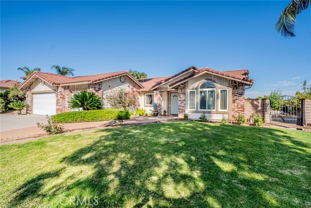 Detail Gallery Image 3 of 53 For 6744 Mission Grove, Riverside,  CA 92506 - 4 Beds | 2 Baths