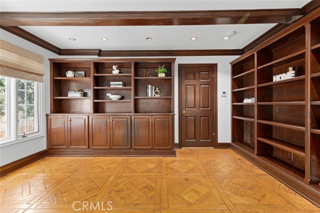 Detail Gallery Image 27 of 43 For 16842 Harkness, Huntington Beach,  CA 92649 - 4 Beds | 2/1 Baths