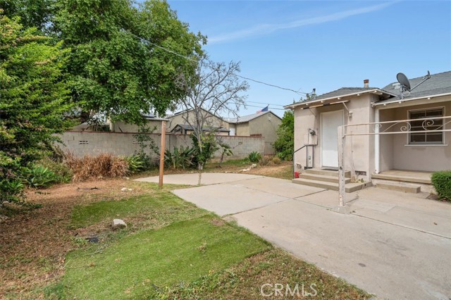 9933 Norwich Avenue, Mission Hills (San Fernando) CA: https://media.crmls.org/medias/376ff2d3-6967-490f-ab34-173fa4158cd6.jpg