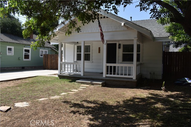 231 W Railway Street, San Dimas CA: https://media.crmls.org/medias/377066b1-9e8e-48df-837e-af73b86fe6af.jpg