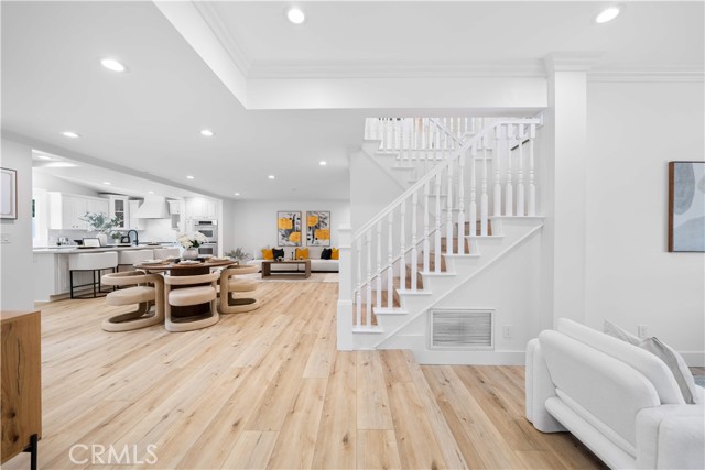 14 Eagle point, Irvine CA: https://media.crmls.org/medias/377129a3-ceac-4e84-a0f0-07bfff50c3de.jpg