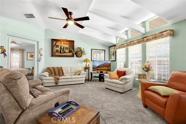 Detail Gallery Image 10 of 35 For 235 S Beach Bld #132,  Anaheim,  CA 92804 - 3 Beds | 2 Baths