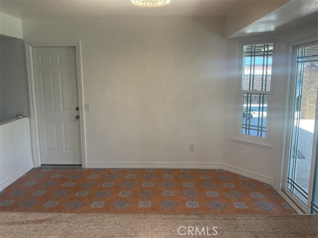 Detail Gallery Image 7 of 37 For 8234 Stonewood, Jurupa Valley,  CA 92509 - 3 Beds | 2 Baths