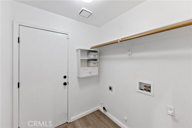 Detail Gallery Image 14 of 22 For 2168 E Powers, Fresno,  CA 93720 - 4 Beds | 2 Baths