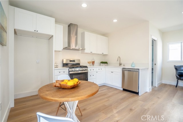 1906 Ruhland Avenue, Redondo Beach, California 90278, 3 Bedrooms Bedrooms, ,2 BathroomsBathrooms,Residential,Sold,Ruhland,PW22093192
