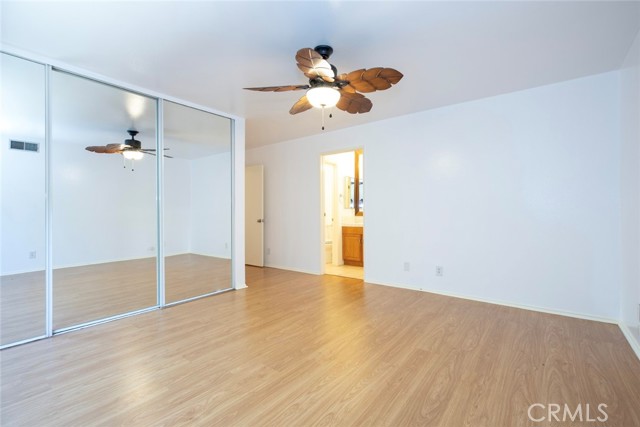 18119 Calvert Street photo 24