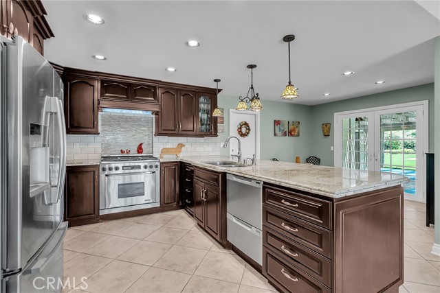 15725 Terraceview Court, Riverside CA: https://media.crmls.org/medias/3773b93c-2878-44a3-8c72-3ec528af011a.jpg
