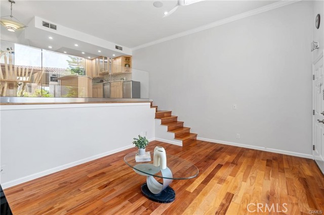 Detail Gallery Image 4 of 30 For 23401 Park Sorrento #55,  Calabasas,  CA 91302 - 2 Beds | 2 Baths