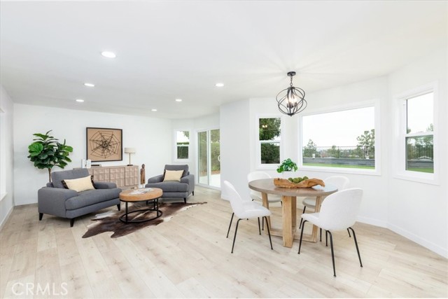27951 Encanto, Mission Viejo CA: https://media.crmls.org/medias/37744ede-f2f9-4d79-ae12-496b06450de6.jpg