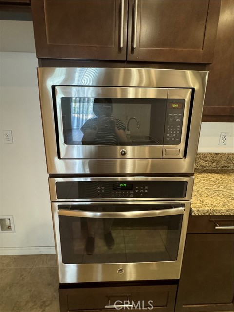 Detail Gallery Image 6 of 22 For 18049 Magee Ln, Yorba Linda,  CA 92886 - 3 Beds | 2/1 Baths