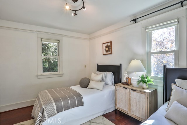 Detail Gallery Image 23 of 40 For 290 W 12th Street, Claremont,  CA 91711 - 3 Beds | 2 Baths