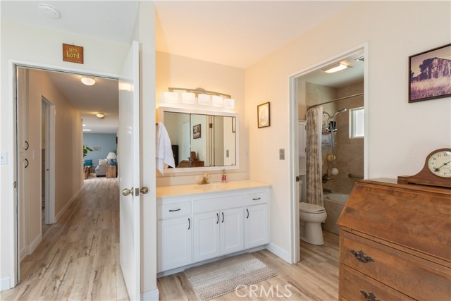 10262 Circulo De Juarez, Fountain Valley CA: https://media.crmls.org/medias/37782105-1ab8-4a93-9f22-944c3f8598dd.jpg