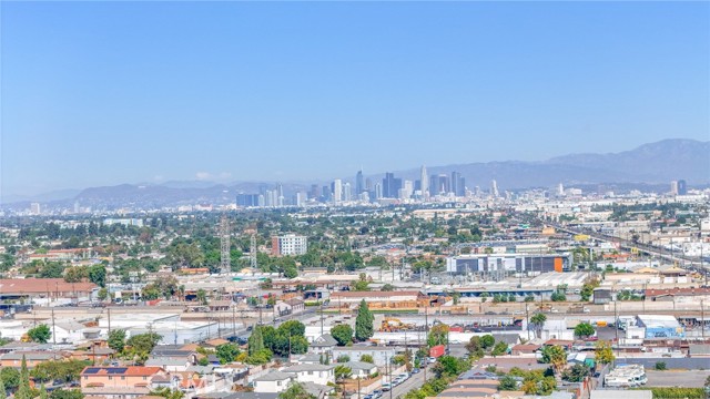 9621 Laurel, Los Angeles CA: https://media.crmls.org/medias/3778c26a-5369-47d5-8a0b-e65da6d901de.jpg