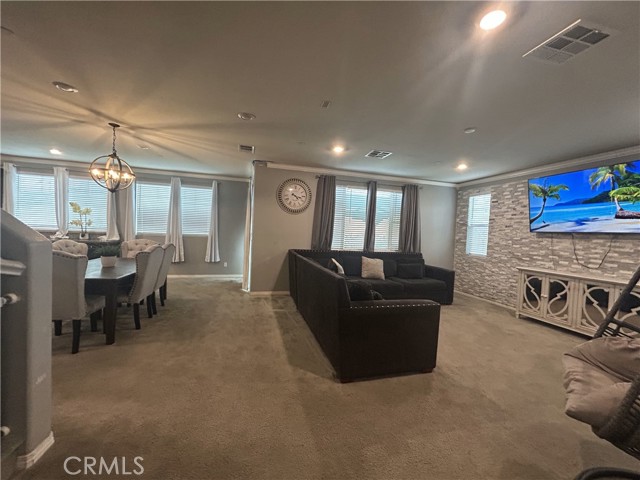 Detail Gallery Image 7 of 16 For 16654 Emerson Ln, Fontana,  CA 92336 - 4 Beds | 3 Baths