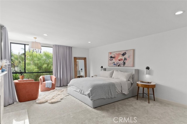 6360 E Vera Crest Drive, Long Beach CA: https://media.crmls.org/medias/37796017-95f4-4e7d-9a7d-ae14c2dbc5d0.jpg