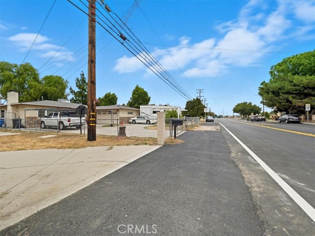17962 Merrill Avenue, Fontana CA: https://media.crmls.org/medias/37799a77-c9ba-4eaf-9be0-6ce4b4543f1d.jpg