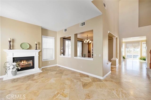 Detail Gallery Image 8 of 74 For 24407 Whitaker Way, Murrieta,  CA 92562 - 6 Beds | 4/1 Baths