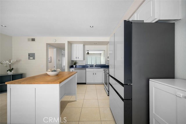 Detail Gallery Image 11 of 30 For 25885 Trabuco Rd #14,  Lake Forest,  CA 92630 - 2 Beds | 1/1 Baths