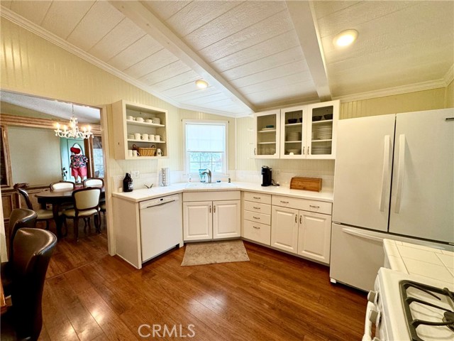 Detail Gallery Image 7 of 19 For 1215 Anchors Way Dr #203,  Ventura,  CA 93001 - 2 Beds | 2 Baths