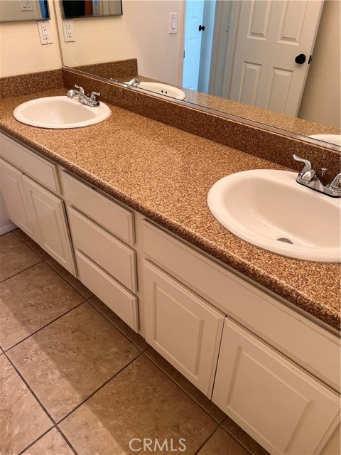 Detail Gallery Image 36 of 39 For 13449 Running Deer Cir, Corona,  CA 92880 - 4 Beds | 3 Baths