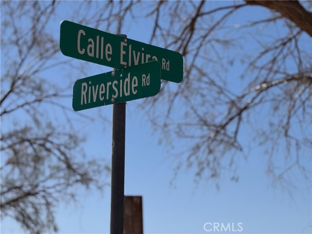45447 Riverside Road, Newberry Springs CA: https://media.crmls.org/medias/377c3025-1c06-4b26-bf82-c04c4234f986.jpg