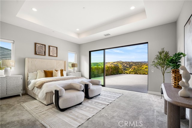 Detail Gallery Image 32 of 55 For 12043 Red Hawk Lane, Porter Ranch,  CA 91326 - 4 Beds | 4/1 Baths