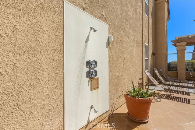 Detail Gallery Image 16 of 47 For 2000 Pacific Coast Hwy #203,  Huntington Beach,  CA 92648 - 1 Beds | 1 Baths