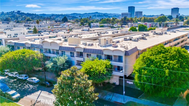 Detail Gallery Image 63 of 65 For 4647 Willis Ave #312,  Sherman Oaks,  CA 91403 - 2 Beds | 2 Baths